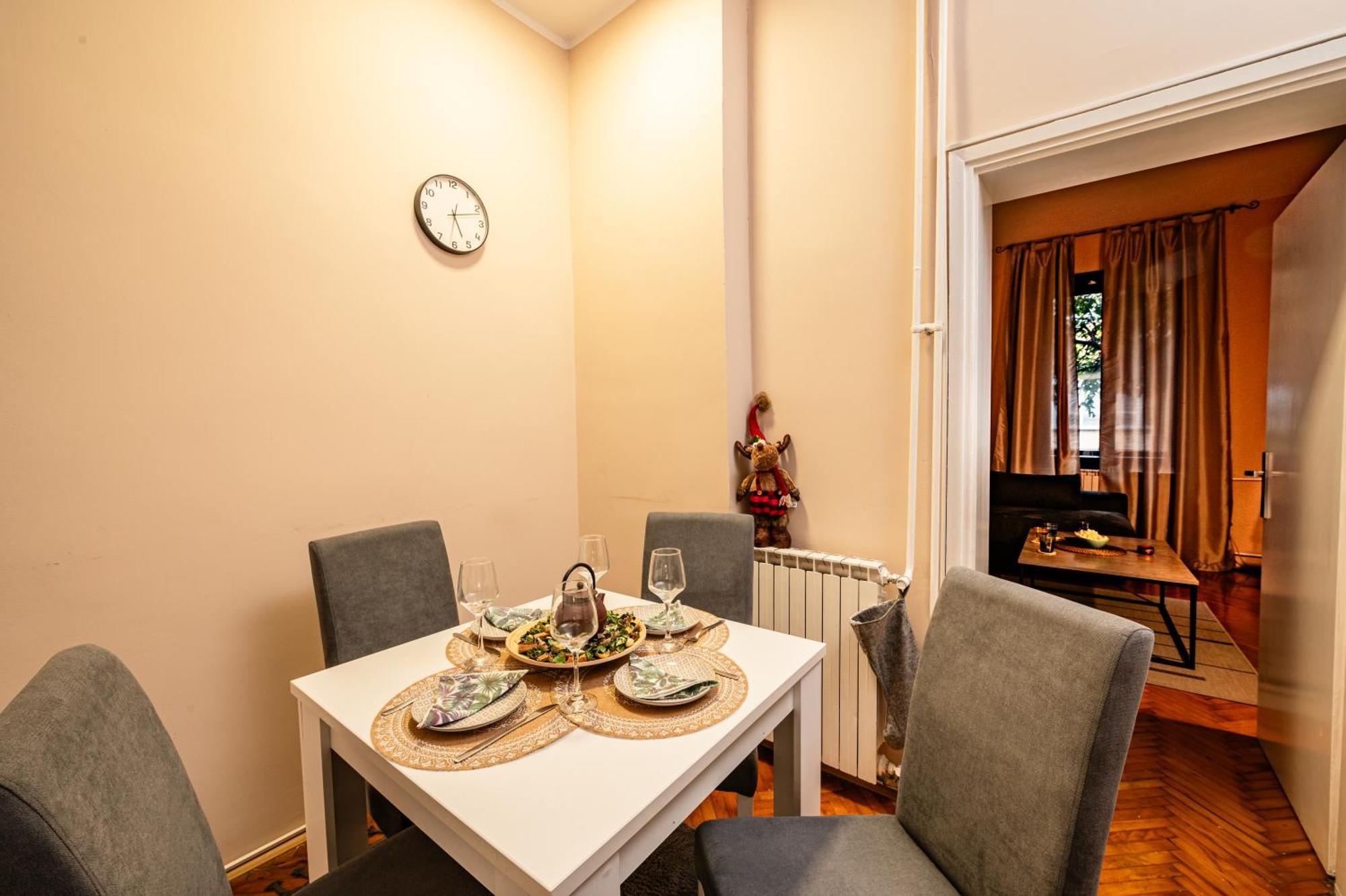 Cozy Apartment In City Center Belgrade Exterior photo