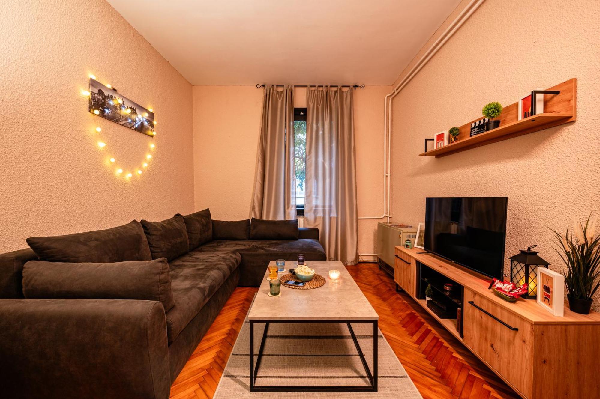 Cozy Apartment In City Center Belgrade Exterior photo